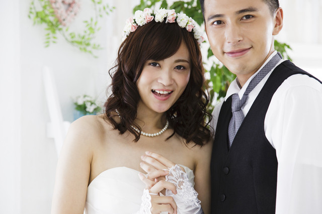 婚活パーティー vs 結婚相談所｜あなたに合うのはどっち？