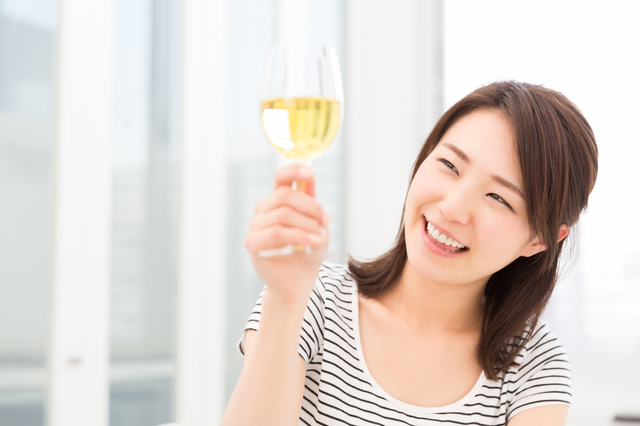 婚活パーティーで連絡先交換後につながる女性の対応とは