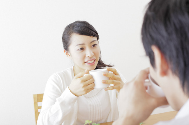 婚活パーティーで自然な会話が続く質問の仕方