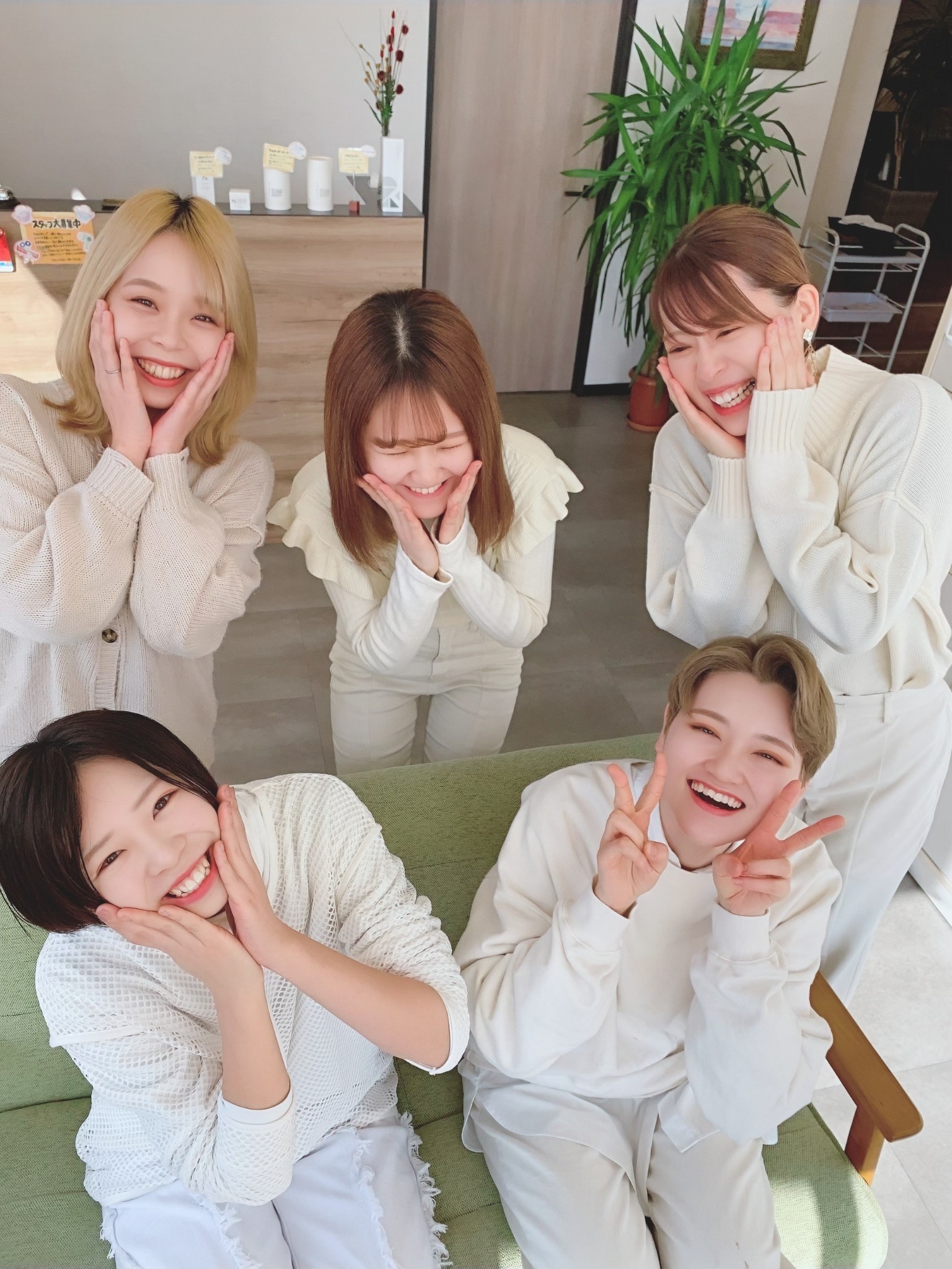 スタッフ集合写真