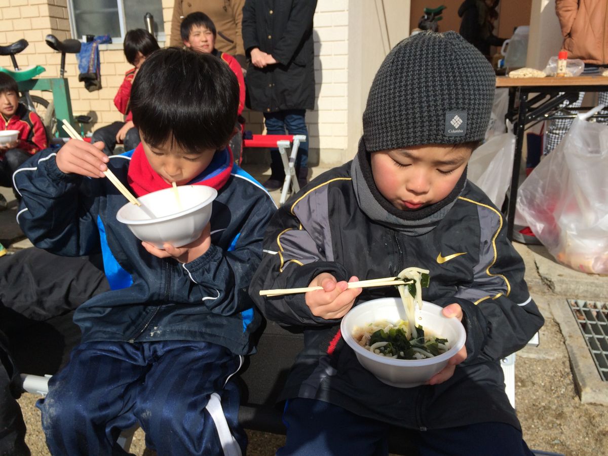 初蹴り！うどん（保護者会より）