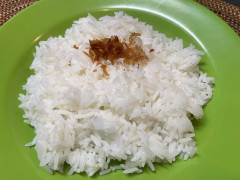 Nasi putih  ナシプティ