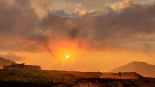 1-⑥室堂山荘前からの夕日.jpg