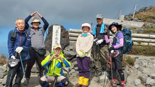 ⑤高千穂峰山頂.jpg