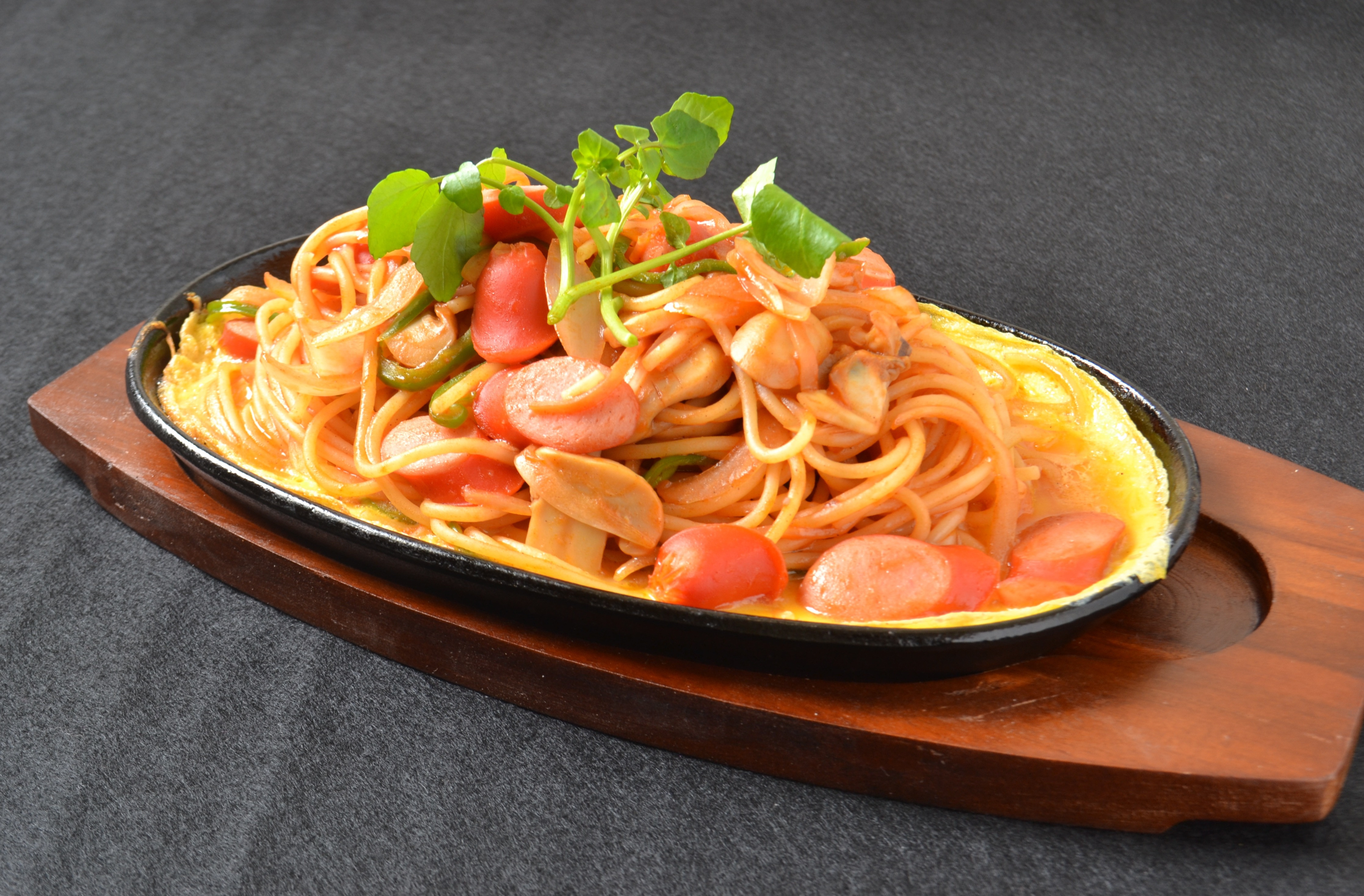 鉄板ナポリタン - KUJIRA