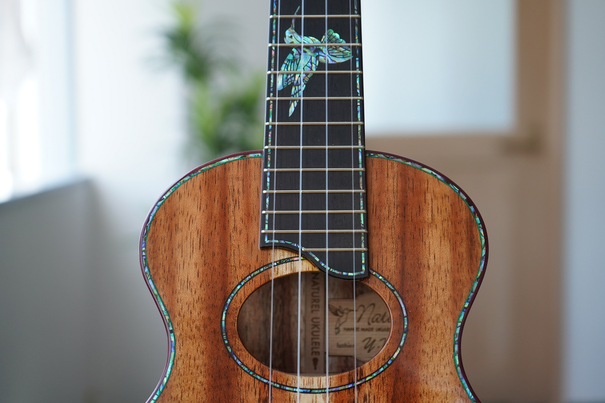 Naturel ukulele テナーウクレレ ハワイアンコア《インレイ》