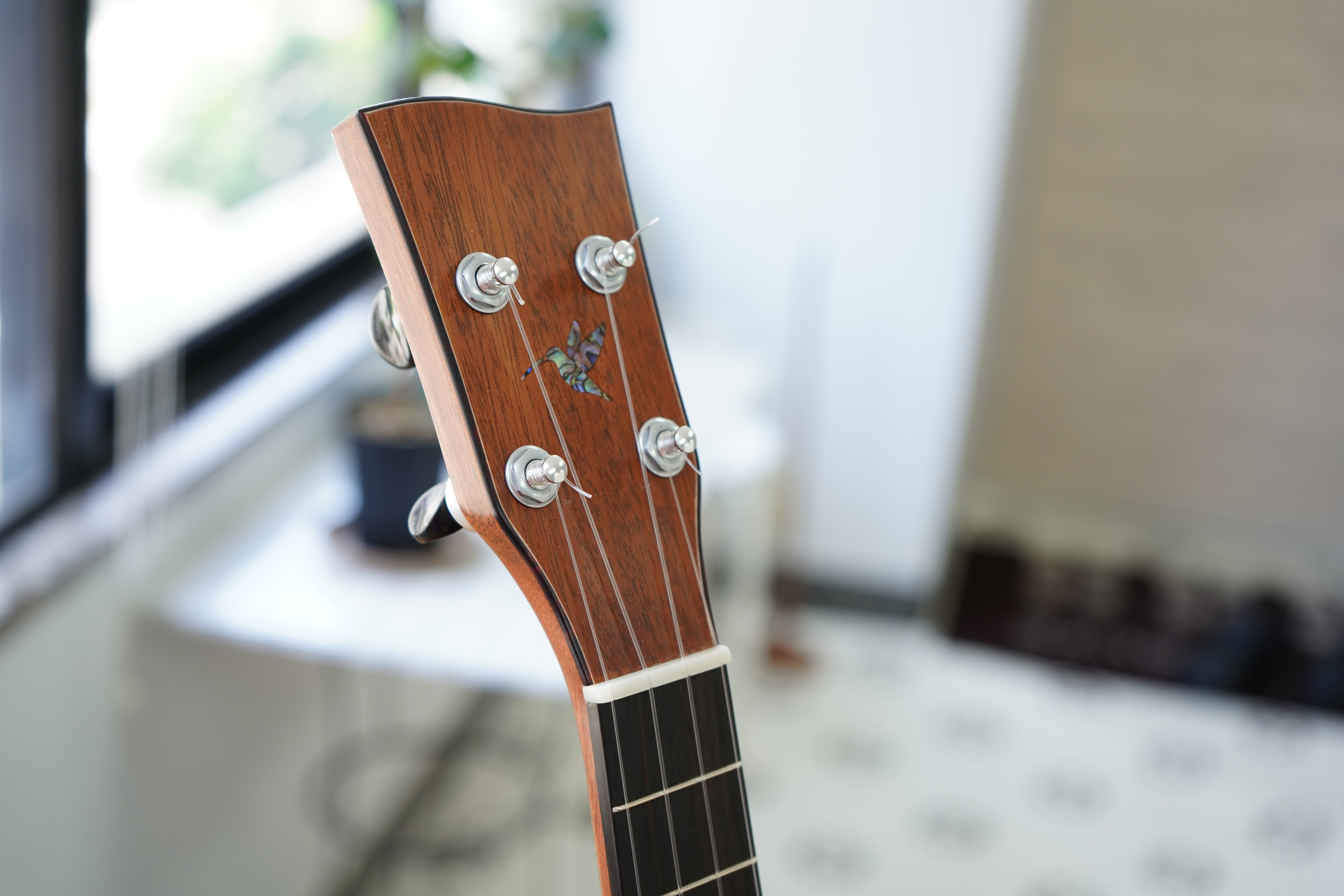 Naturel ukulele ソプラノ ロングネック ホンジュラスマホガニー《ペグ ポスト》