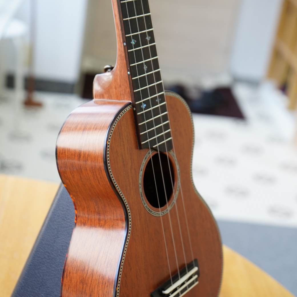 Naturel ukulele ソプラノロングネックウクレレ入荷しました
