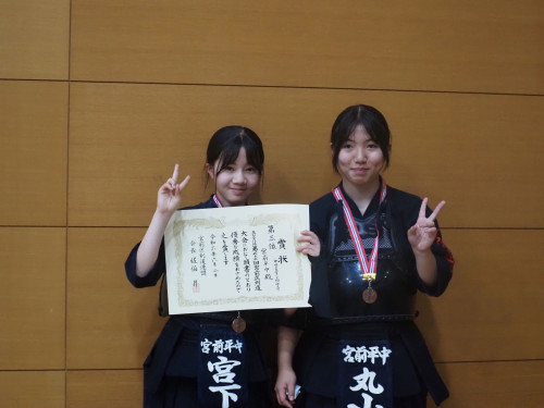 中学女子団体３位.JPG
