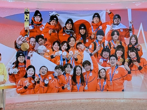 PXL_20260222_222123560.RAW-01.MP.COVER.jpg