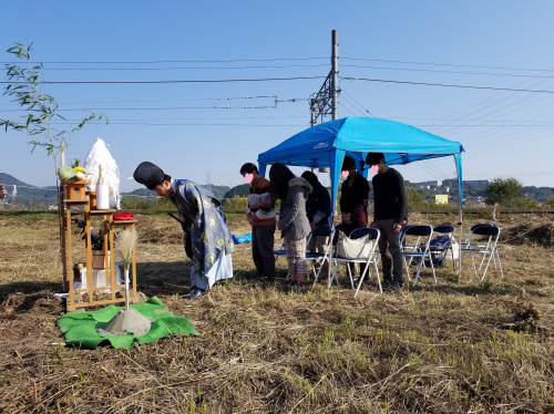講神様地鎮祭.jpg