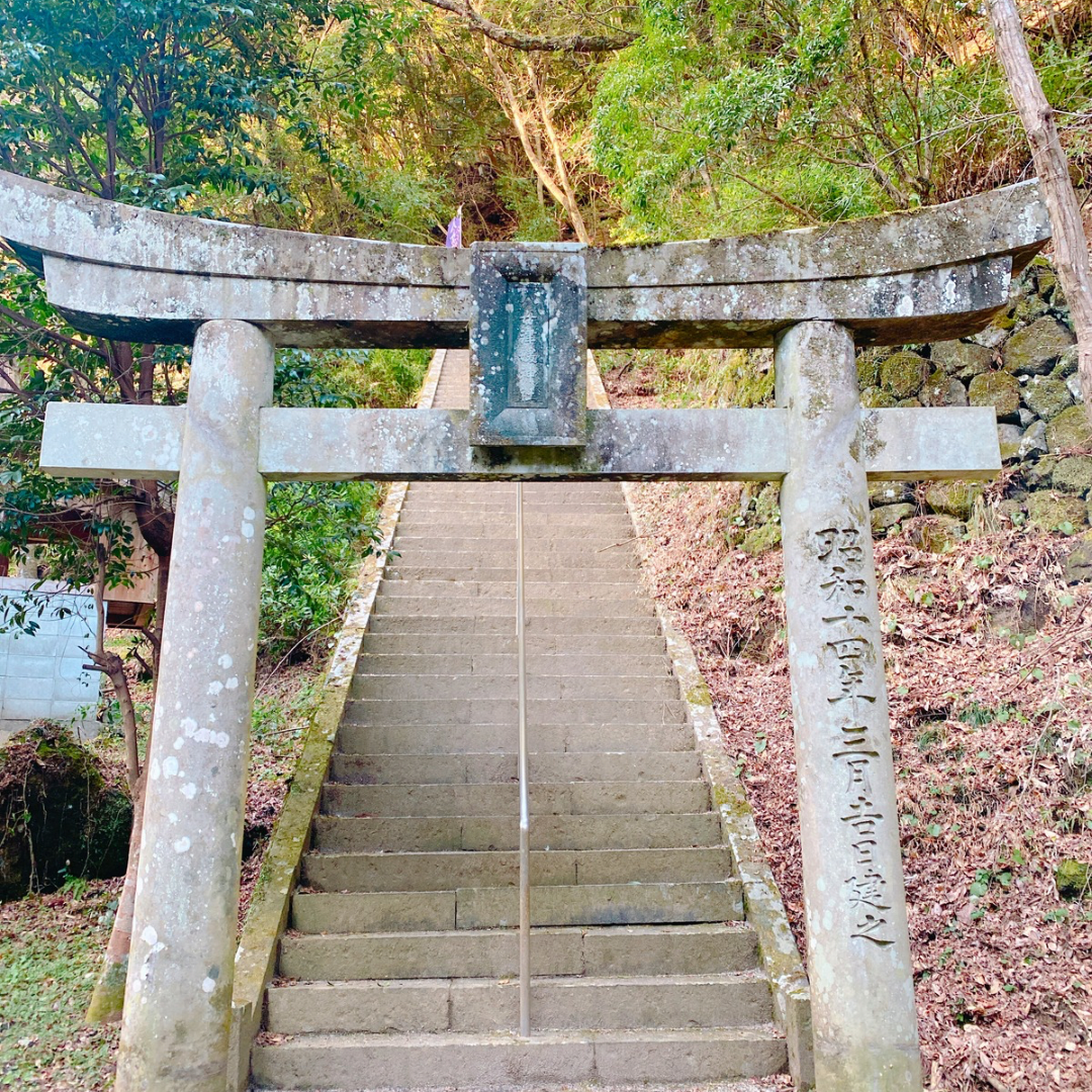 八女津姫神社での入魂の様子