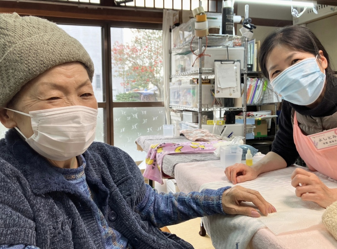 SMCハンドケアの様子