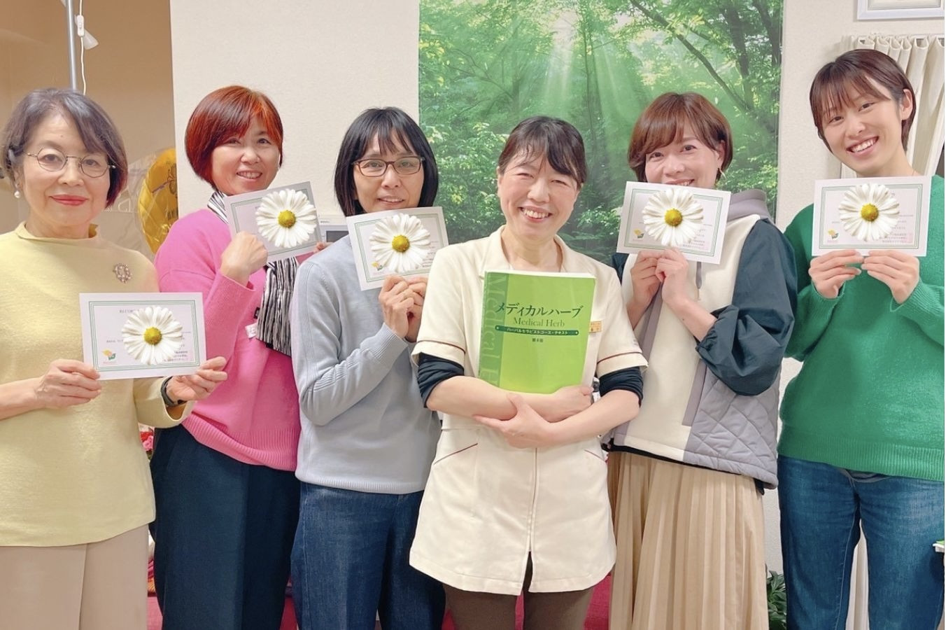 ハーバルセラピスト講座の集合写真