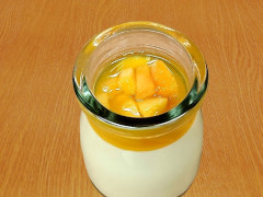 プレミアムプリンマンゴー