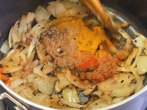 チキンカレー工程1.JPG