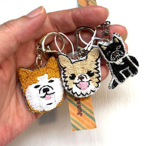 作品入荷 June3rd　くせ強かわいい刺繍チャーム