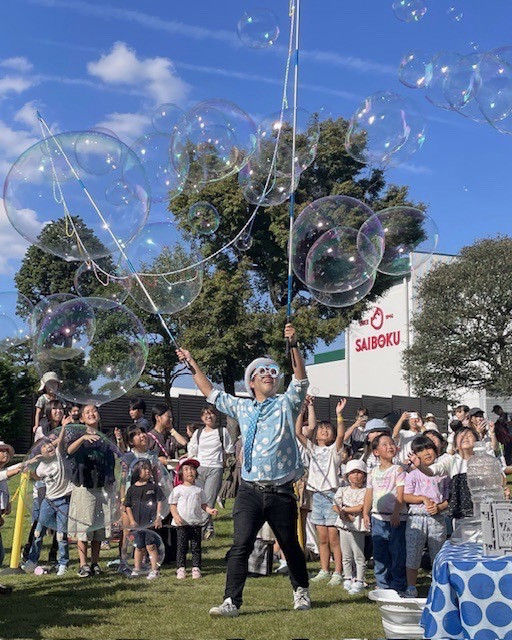 【埼玉】埼玉県日高市内某商業施設内でシャボン玉ショー
