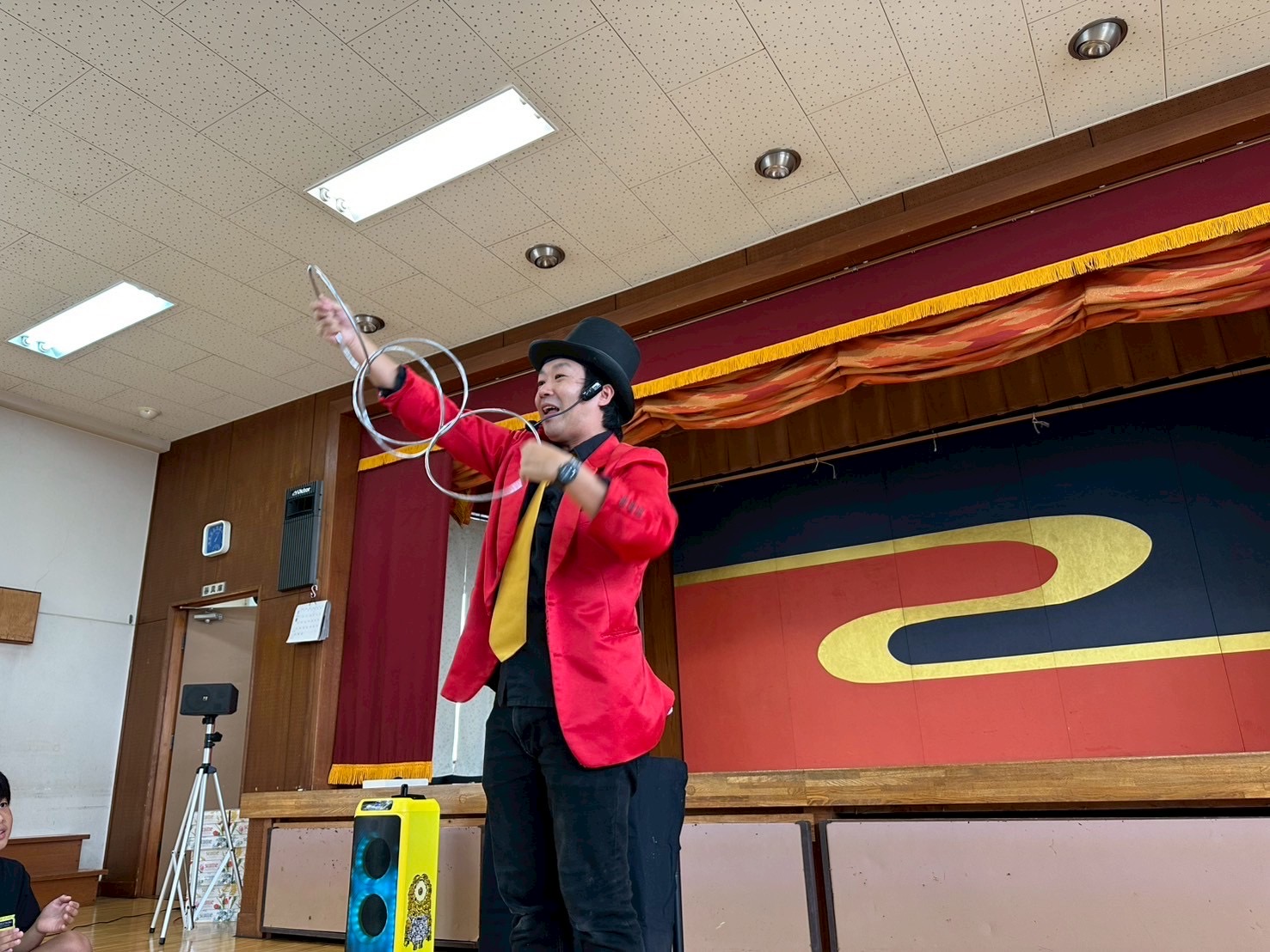 【埼玉】さいたま市浦和区某自治会敬老会にてお笑いマジックショー〈写真〉