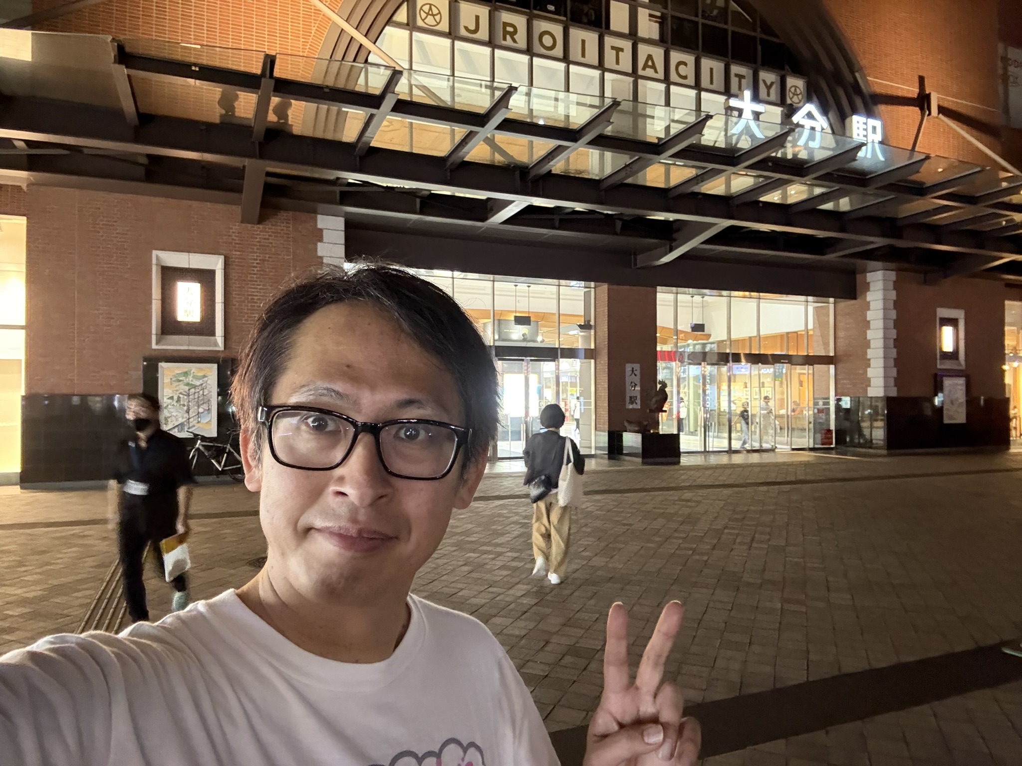 【大分】某大学同窓会懇親会にてお笑いマジックショー