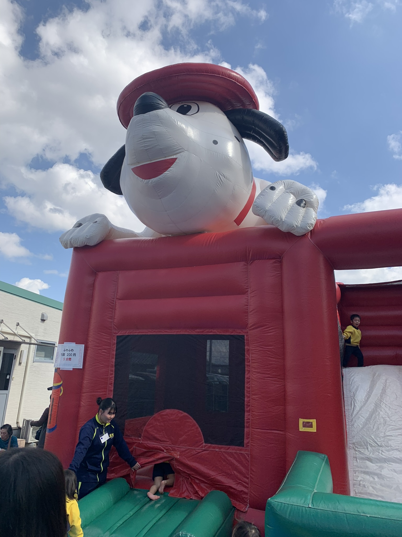 【宮崎】都城市内某幼稚園にてシャボン玉ショー〈写真〉