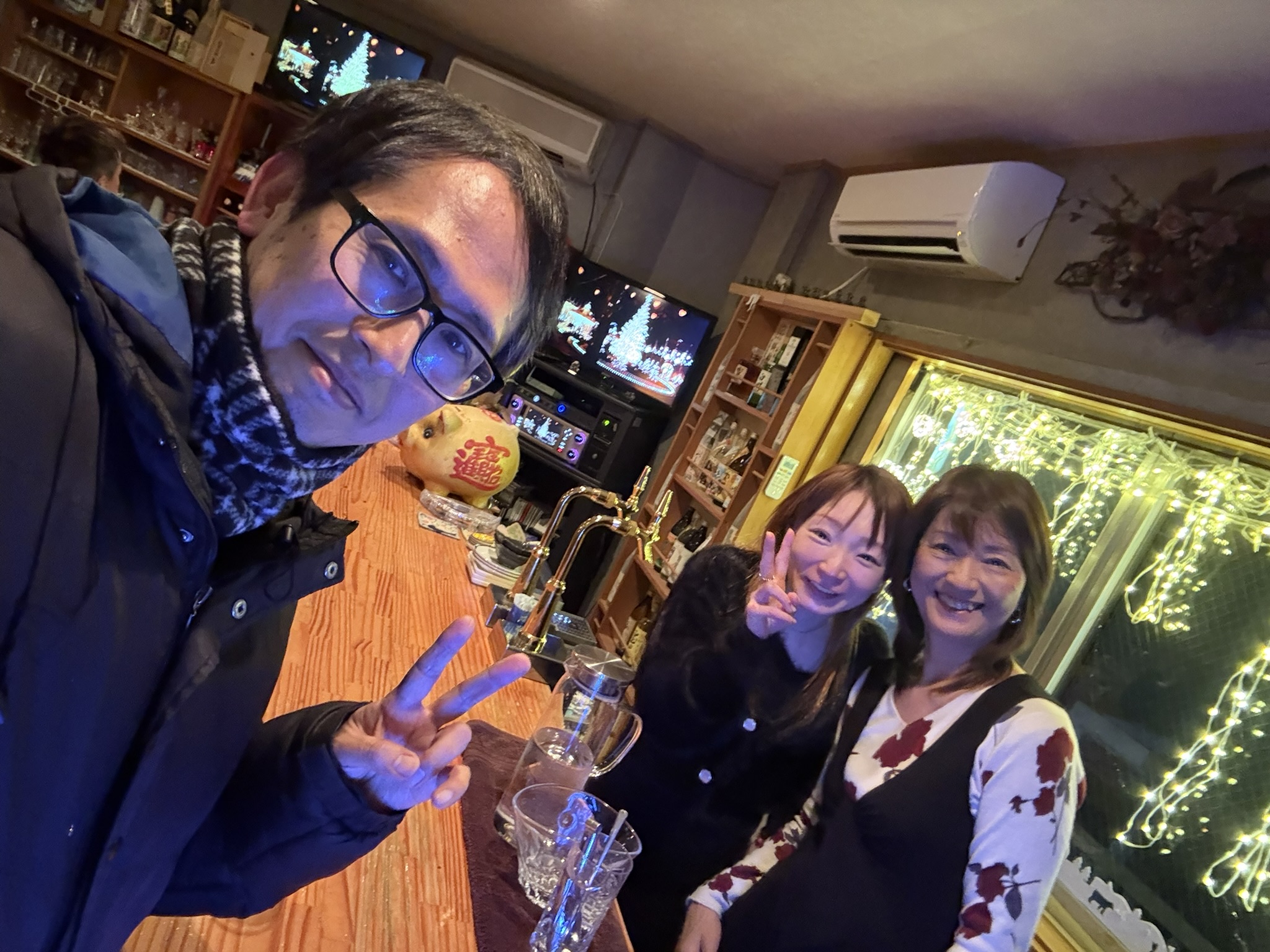 【宮崎】小林市仲町でマジックの流し〈写真〉