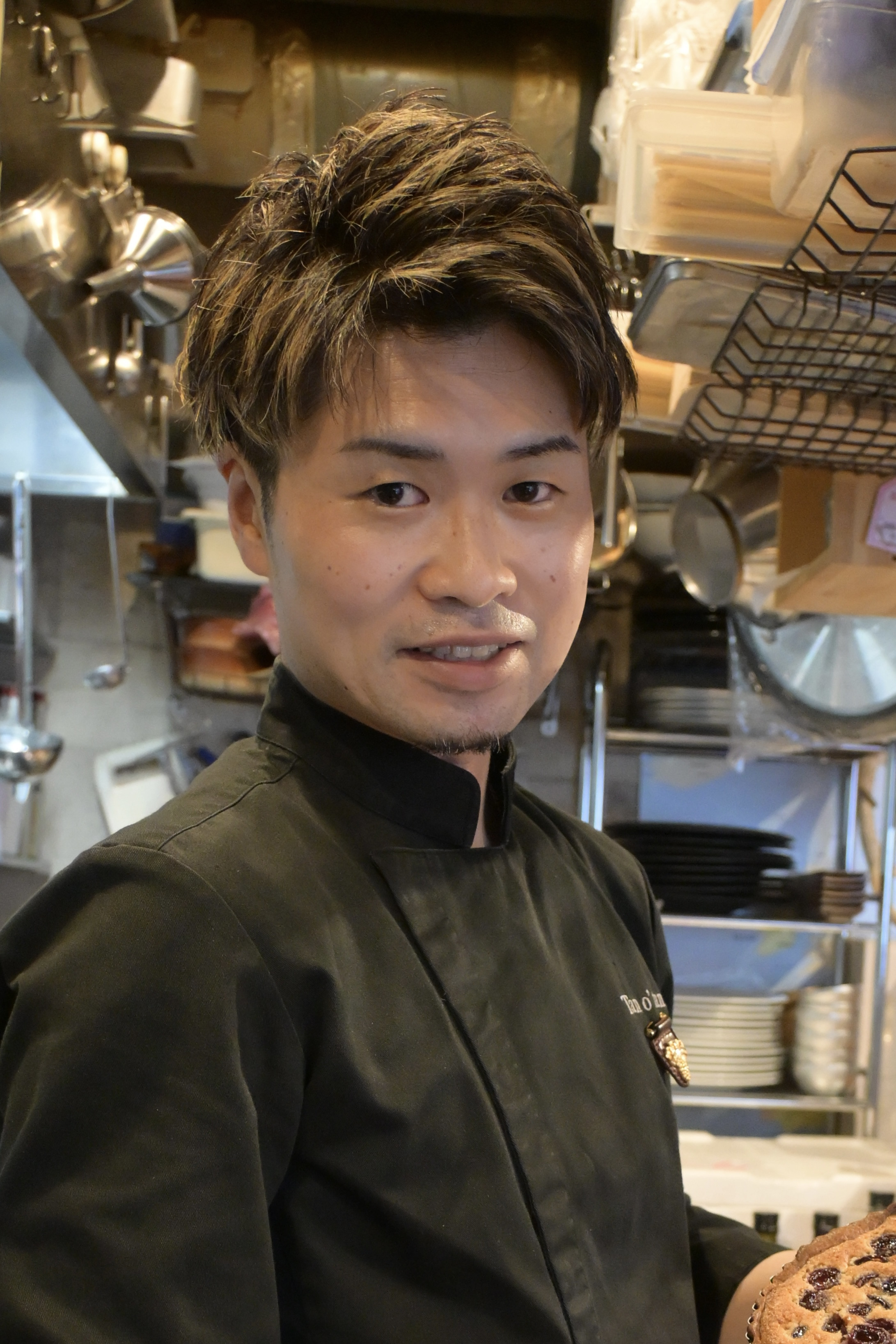 料理人歴２０年以上のオーナーシェフが一品一品心を込めて料理を作ります。