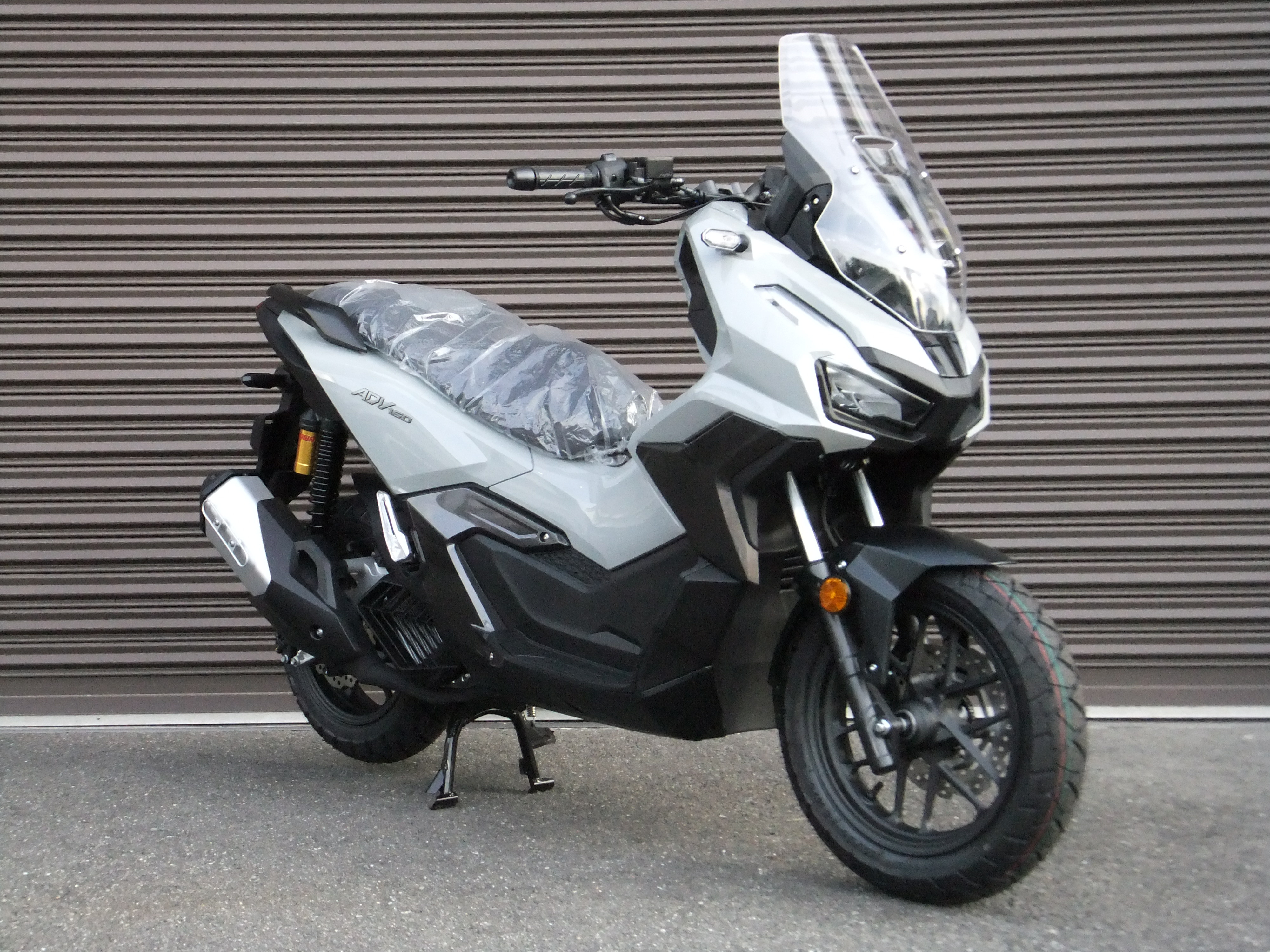 2026年モデルのADV160が入荷しました。お気軽にお問い合わせ下さい。