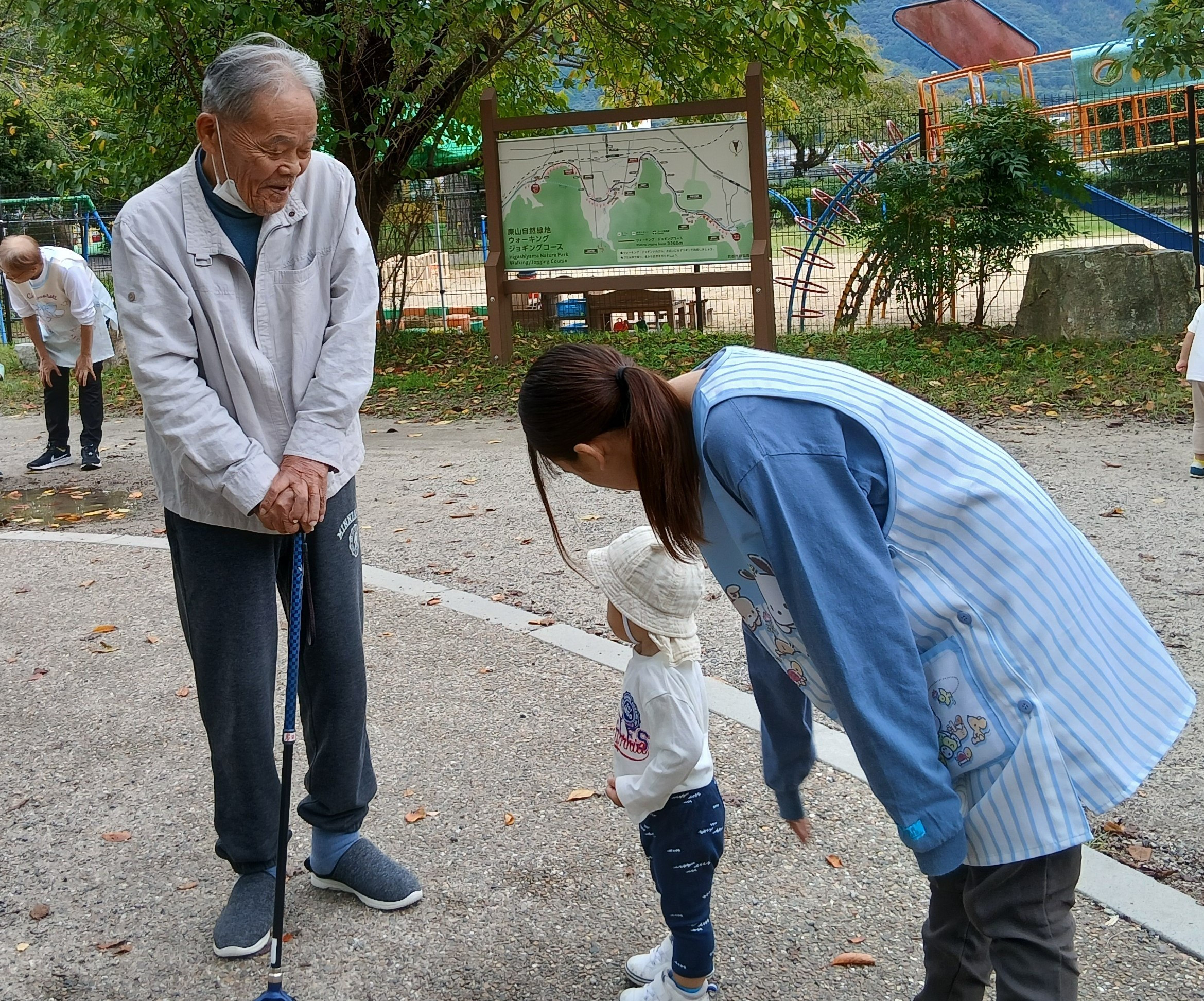 お散歩中の可愛いふれあい！！