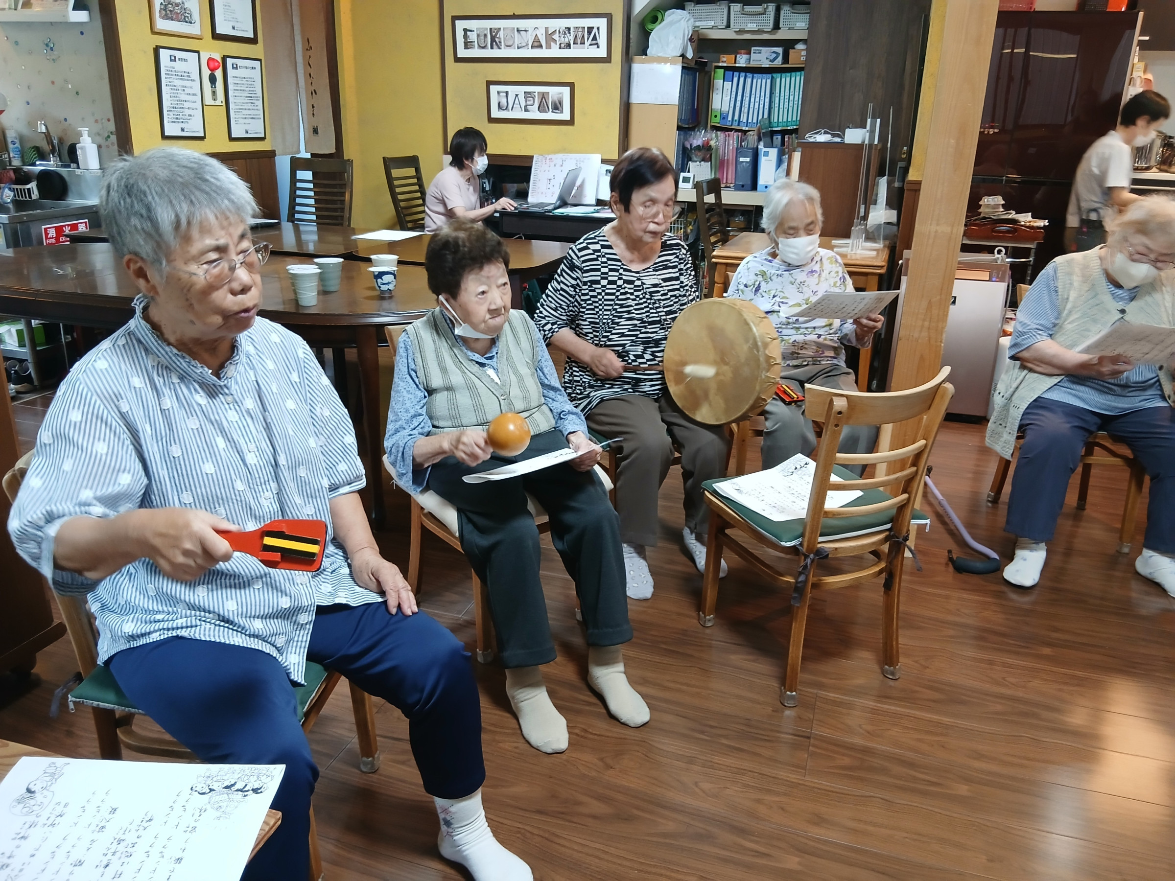 9/24音楽療法　楽器も頑張ってます！！