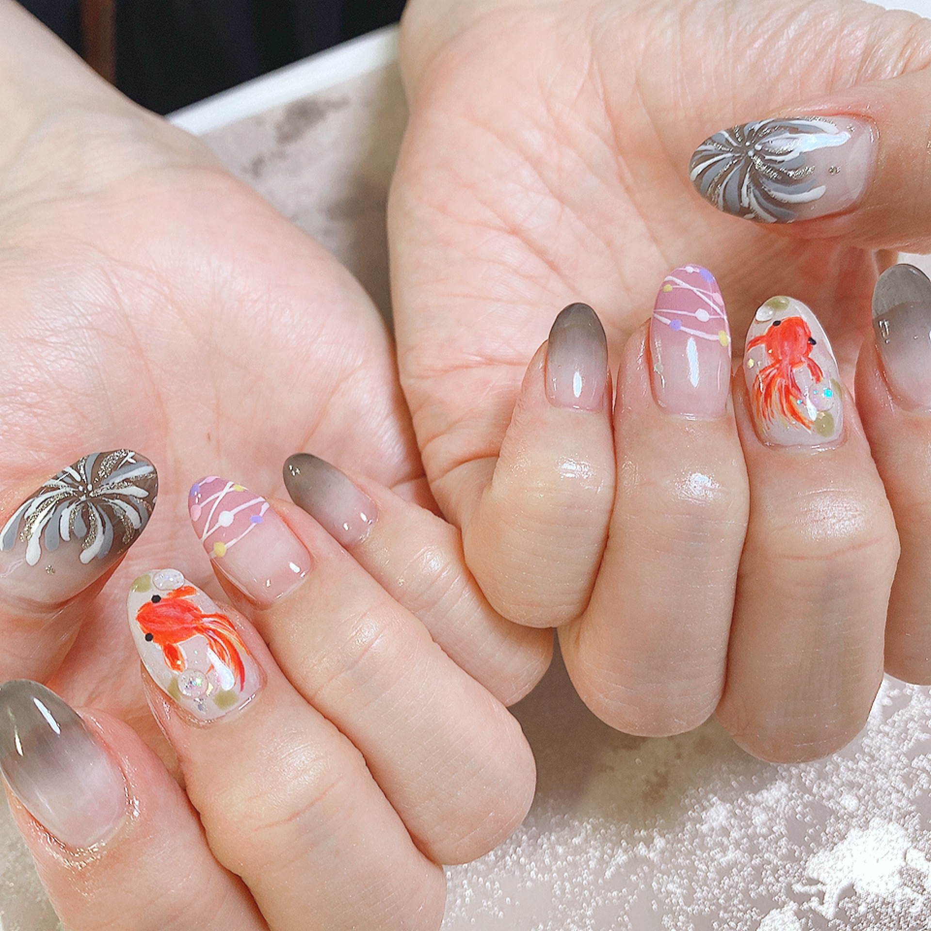 花火×金魚ネイル