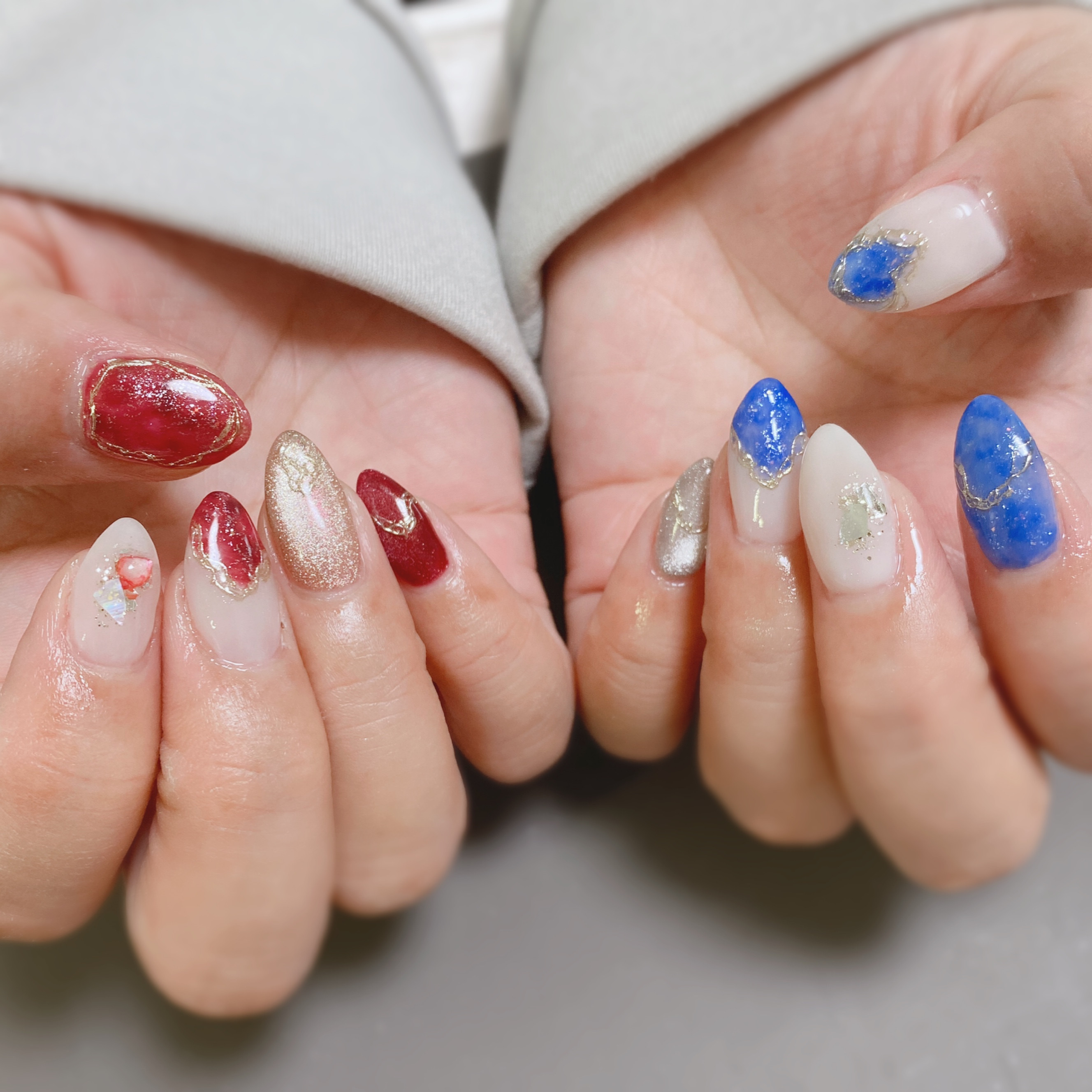 ブルー×レッドネイル