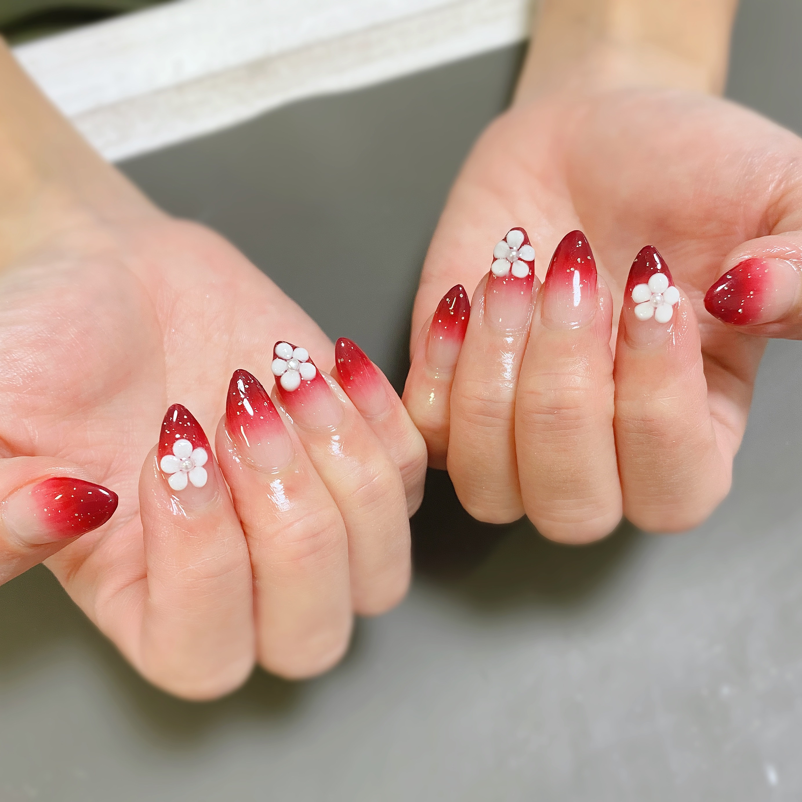 ボルドー×フラワーネイル