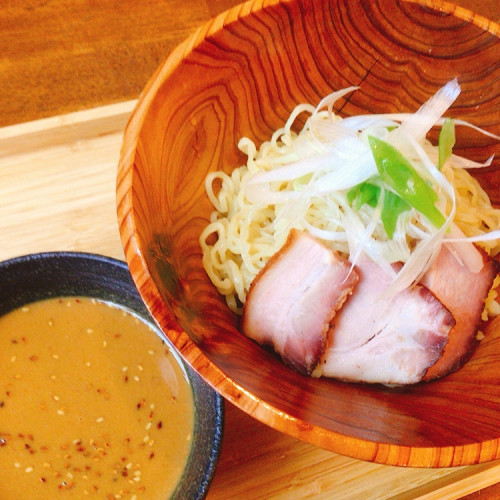 「ごまだれつけ麺」始まりました。