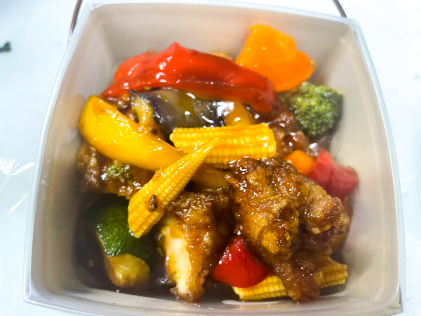 彩り野菜　鶏肉の黒酢あんかけ弁当