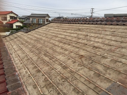 雨漏りのための防水シート張替工事 小村建装 宮崎市の雨漏り修理 住宅リフォーム 塗装