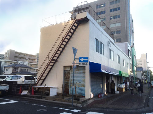 雨漏り修理、外壁塗装は宮崎市は小村建装