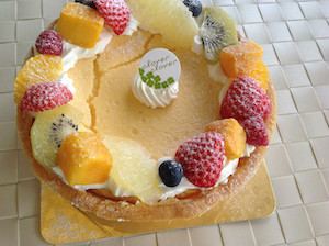 NYチーズケーキ（フルーツ付き）