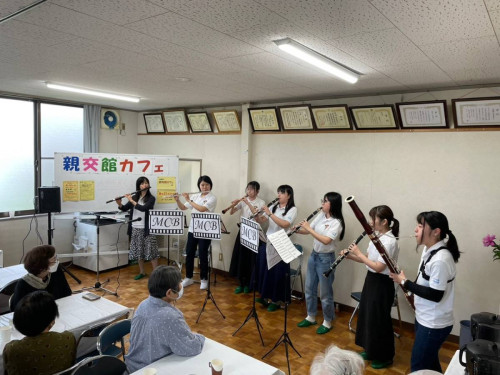 茨城町「親交館カフェ」で木管アンサンブルを披露