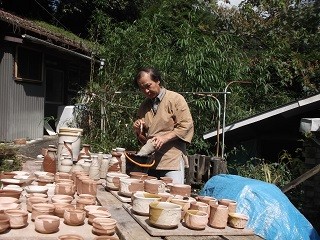 陶器の花瓶の通販｜志野焼の花瓶を記念品やお祝いに｜陶器の通販は荒川 明の陶芸ギャラリー