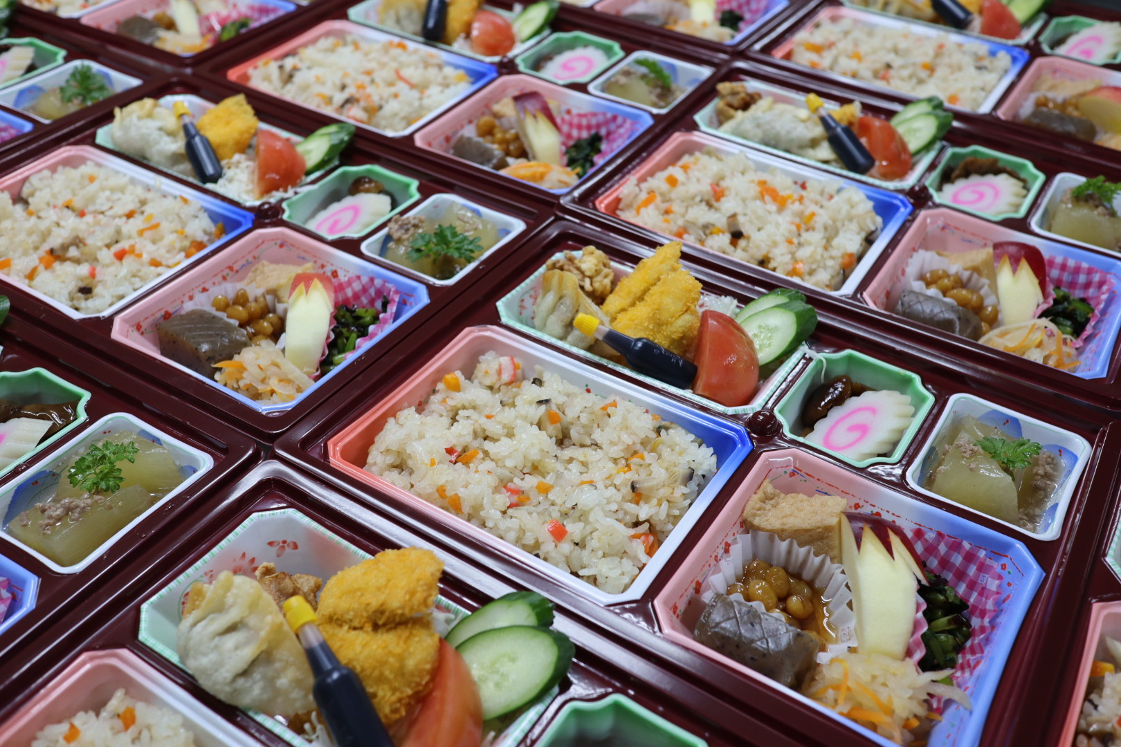 味めし弁当が好評です