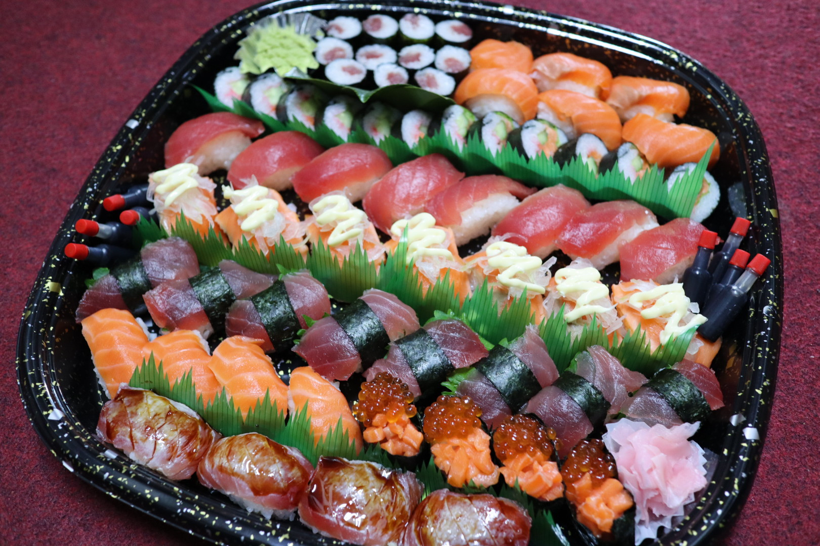 サーモン、マグロづくし