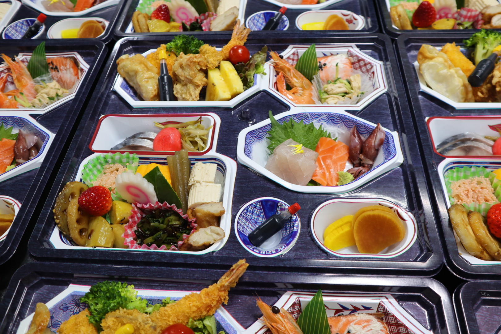 2500円のパック料理