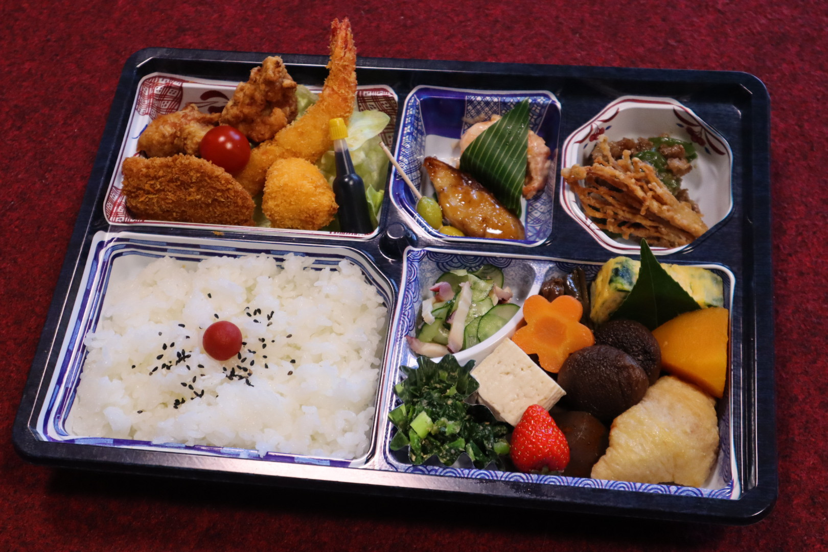 飛騨牛の青椒牛肉絲入り弁当