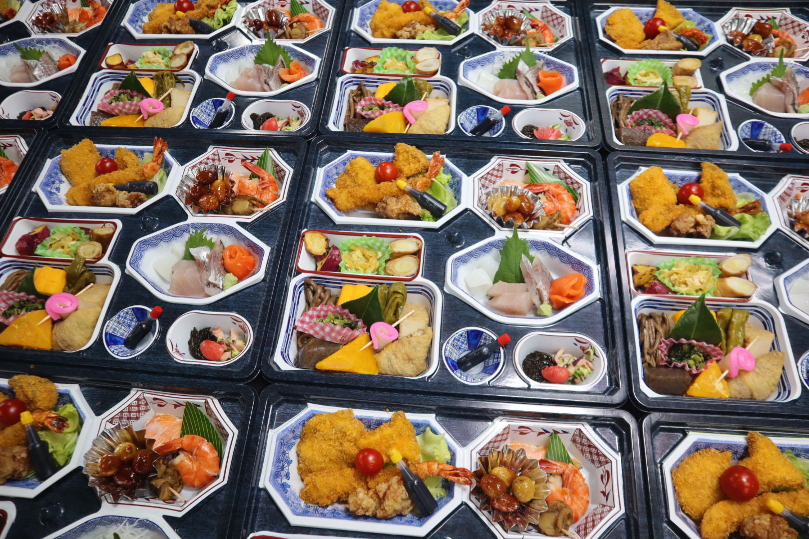 刺身入りパック料理のご注文ありがとうございます