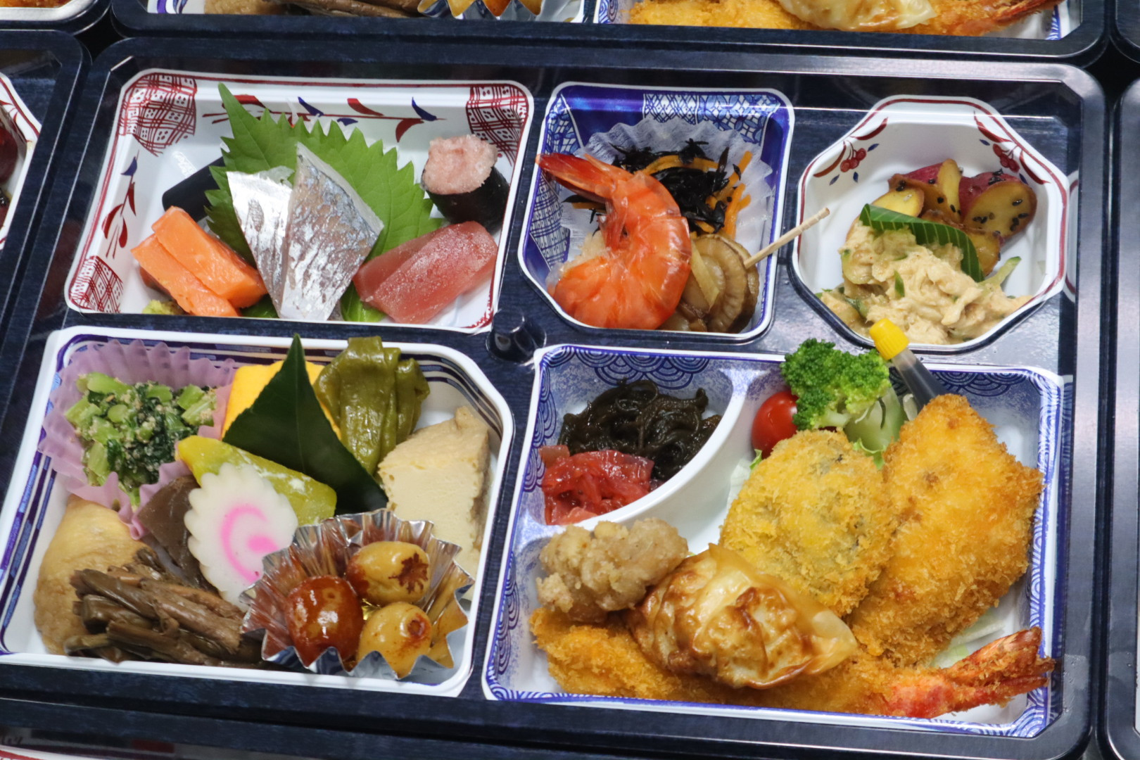 刺身入りパック料理ご注文ありがとうございます