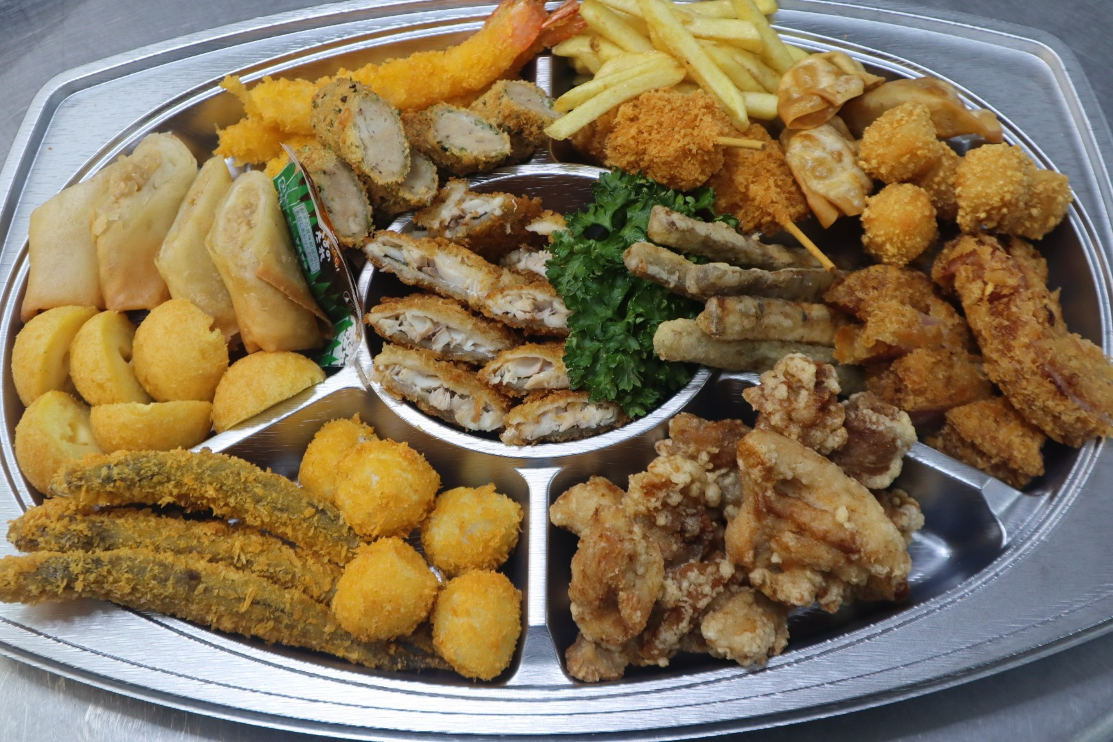 揚げ物盛り合わせ