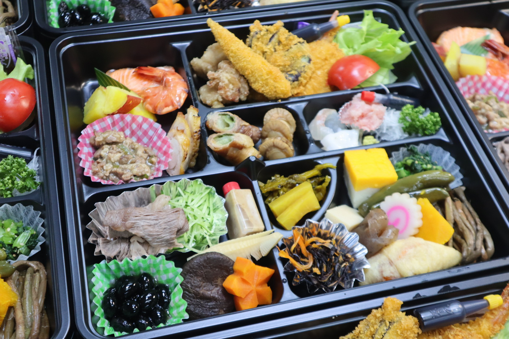 豪華、例大祭のパック料理