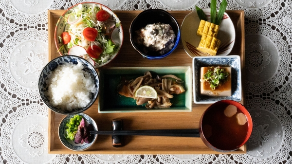 朝食のみの片泊まりプラン始めます。