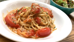 ●丸ごとトマト1個を使ったアンチョビ風味スパゲティ.jpg